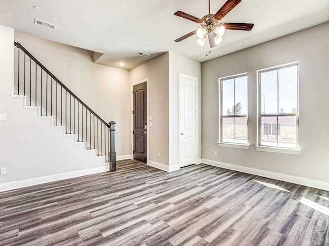 1509 Perrin Lane Farmers Branch, TX 75234