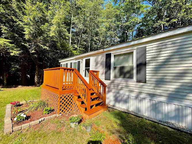 51 Eagles Way Alton, NH 03809