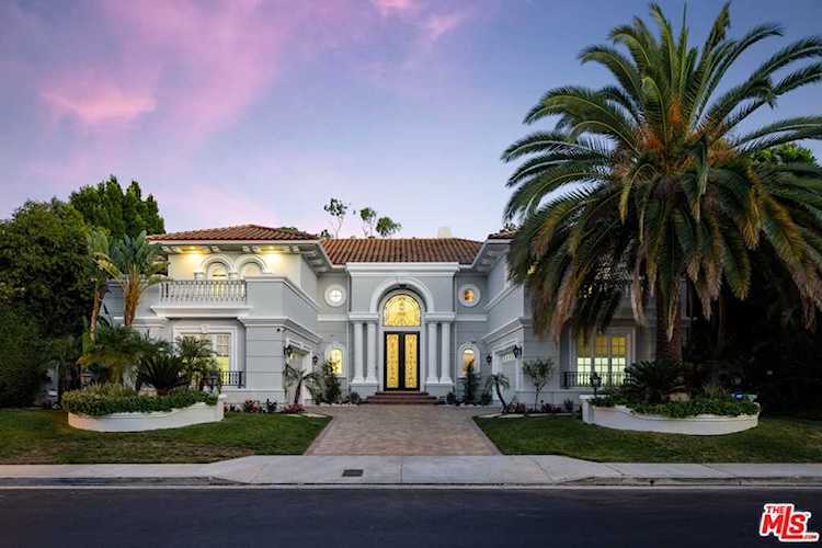 3860 Winford Dr Tarzana, CA 91356