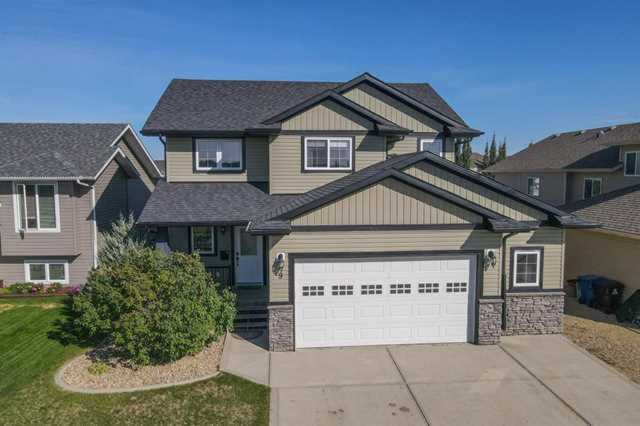 9 Cyprus Rd Blackfalds, AB T4M 0C5