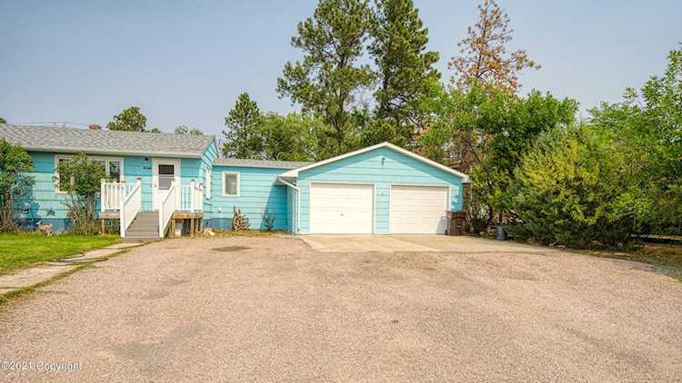 807 - Sheridan St Upton, WYOMING 82730
