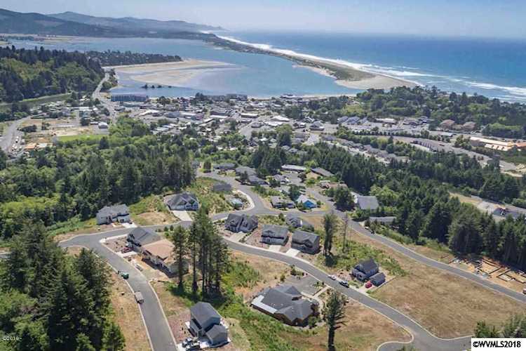 SE 43rd (Block #4300) St Lincoln City, OR 97367