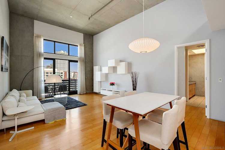 527 10Th Ave #704 San Diego, CA 92101