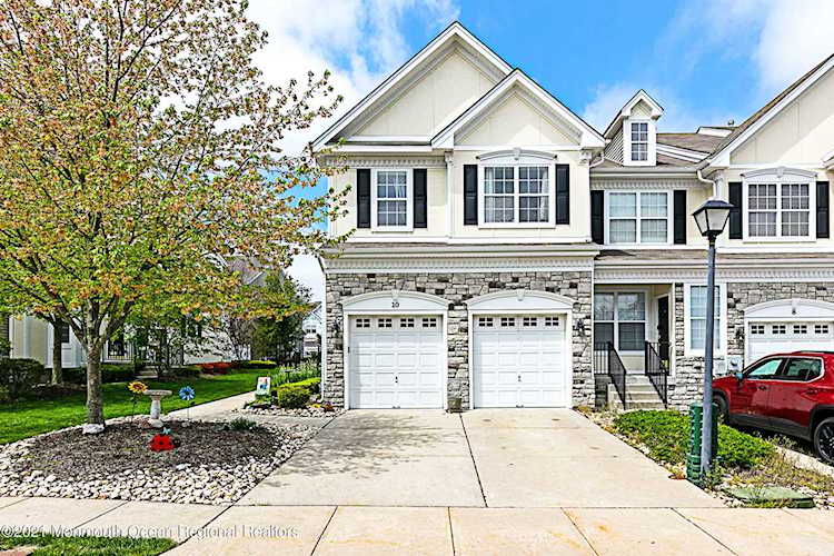 10 Brookfield Dr Jackson, NJ 08527 | MLS 22114865 Photo 1