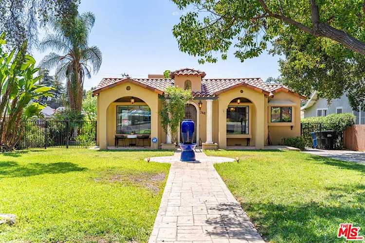 746 Mountain View Ave Monrovia, CA 91016