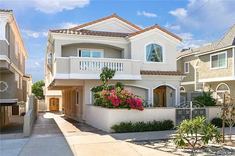 215 S Irena Ave #A Redondo Beach, CA 90277