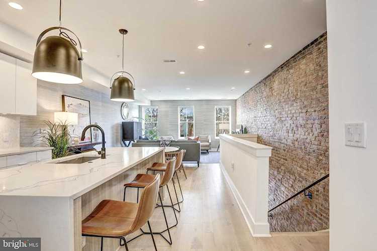 1710 10th St #2 Washington, DC 20001