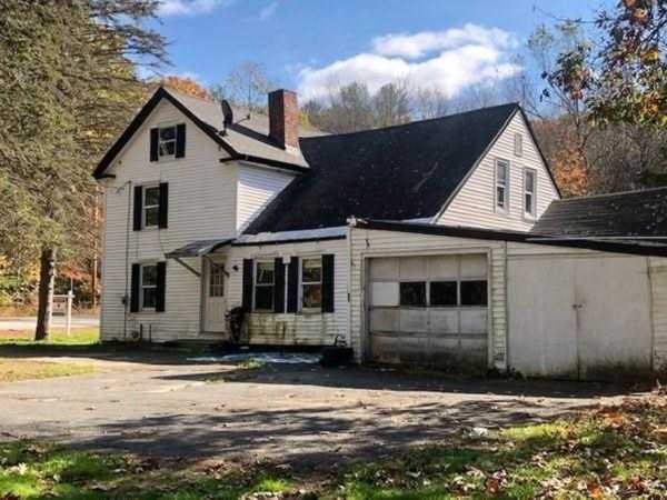 76 S. Royalston Rd Royalston, MA 01368
