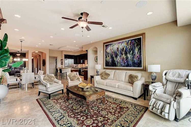 9101 Alta Dr #11 Las Vegas, NV 89145