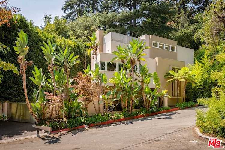 2423 Horse Shoe Canyon Rd Los Angeles, CA 90046