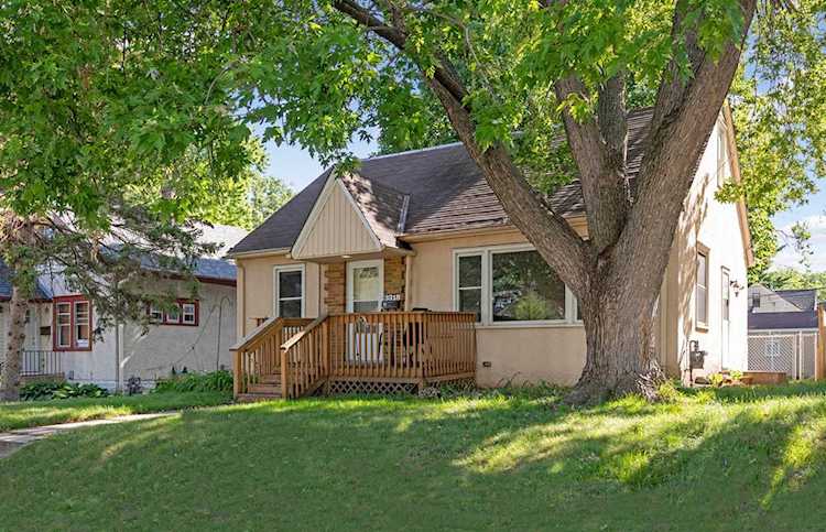 3318 Vincent Avenue N Minneapolis, MN 55412