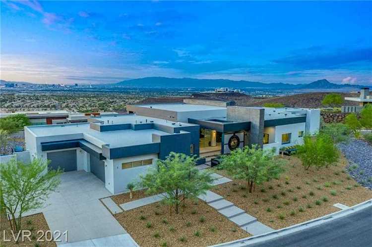 1 Boulderback Dr Henderson, NV 89012