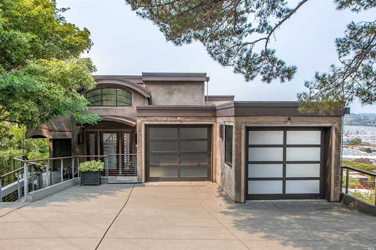 28 Woodward Avenue Sausalito, CA 94965