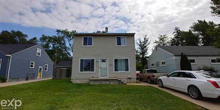 2482 Greenfield Rd. Berkley, MI 48072