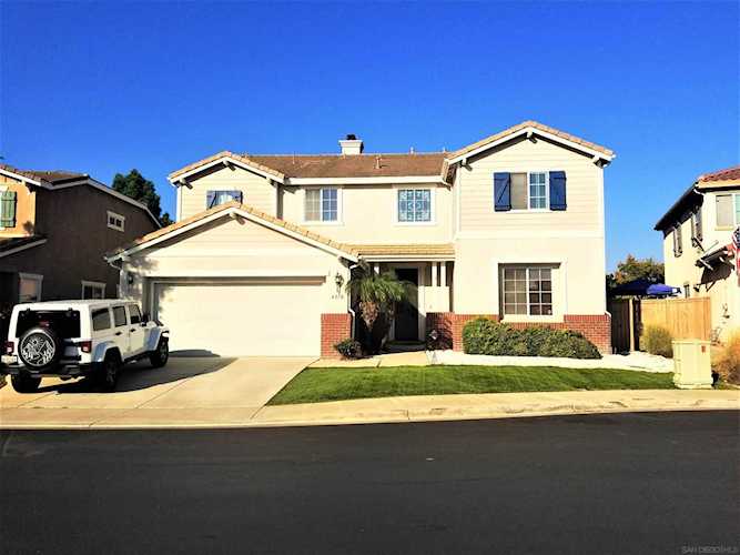 4370 Vista Verde Way Oceanside, CA 92057