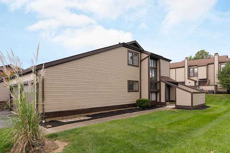 837 Cherlyn Court Columbus, OH 43228 | MLS 221036108 Photo 1