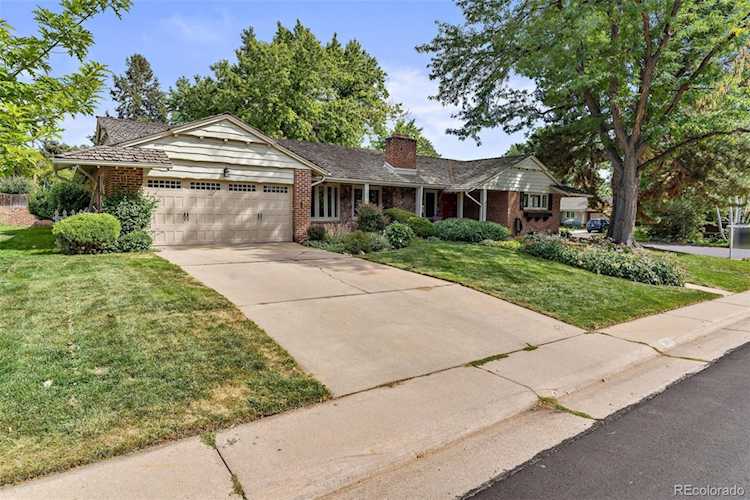 3892 S Grape St Denver, CO 80237