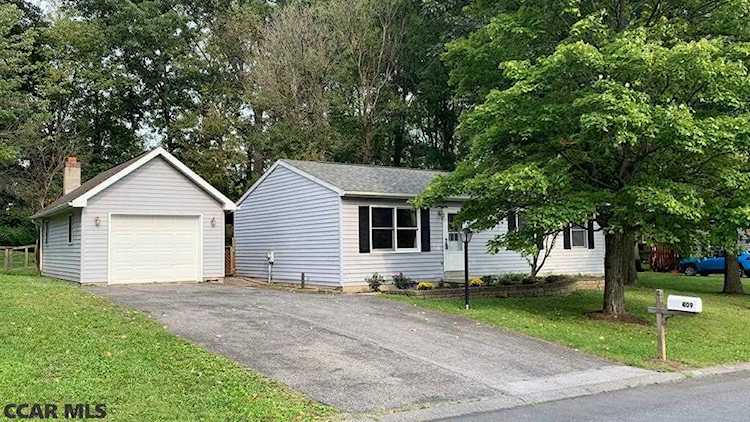 409 Belle Avenue Boalsburg, PA 16827 | home for sale | KBB Photo 1