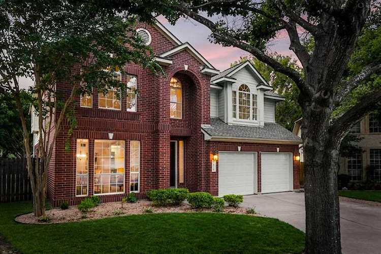 212 Deren LN Pflugerville, TX 78660
