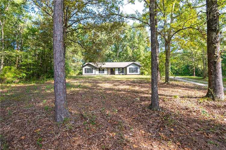 2747 Lee Road 148 Opelika, AL 36804