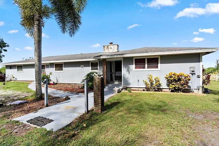 4375 Seminole Road Fort Pierce, FL 34951
