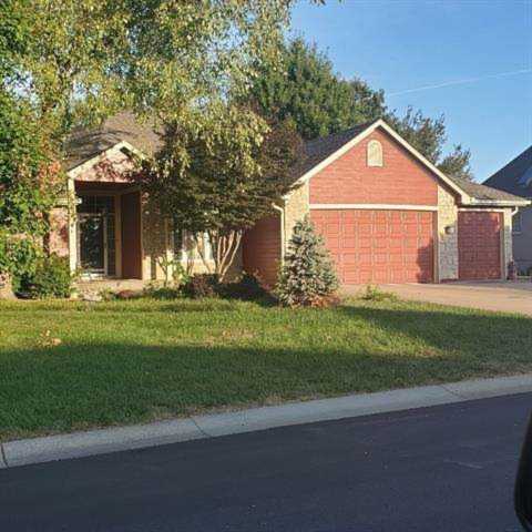 414 S Lakeshore Dr Raymore, MO 64083 | MLS 2335804 Photo 1