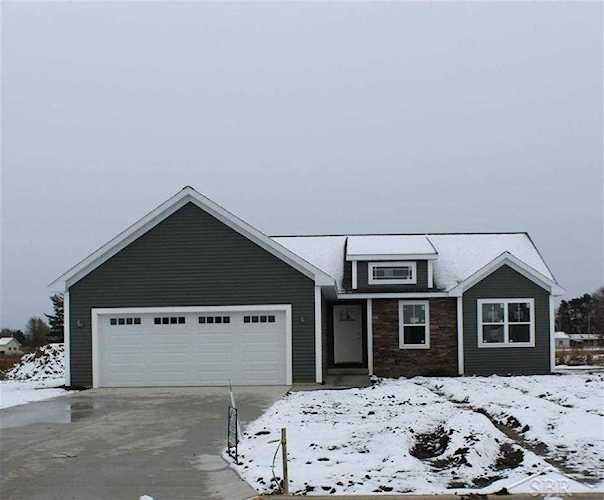 5860 Cotton Top Crest Tittabawassee Twp, MI 48623 | MLS 61050055090 Photo 1