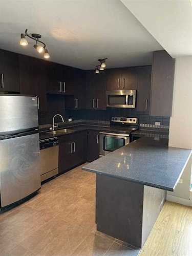 519 17 Ave SW #750 Calgary, AB T2S 0A9