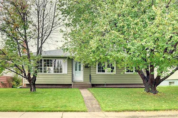 1911 Matheson Dr NE Calgary, AB T2E 5V5