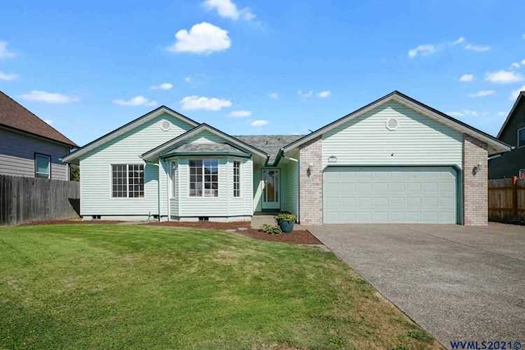 4491 Oregon Trail Ct Salem, OR 97305