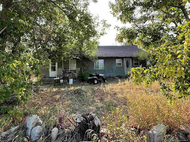 817 & 819 W 9th St Cheyenne, WY 82007