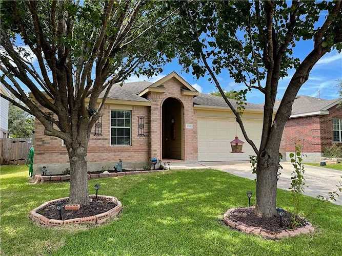 2301 Founder DR Cedar Park, TX 78613
