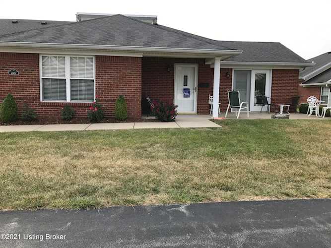 7607 Buffalo Trace Dr Louisville, KY 40214