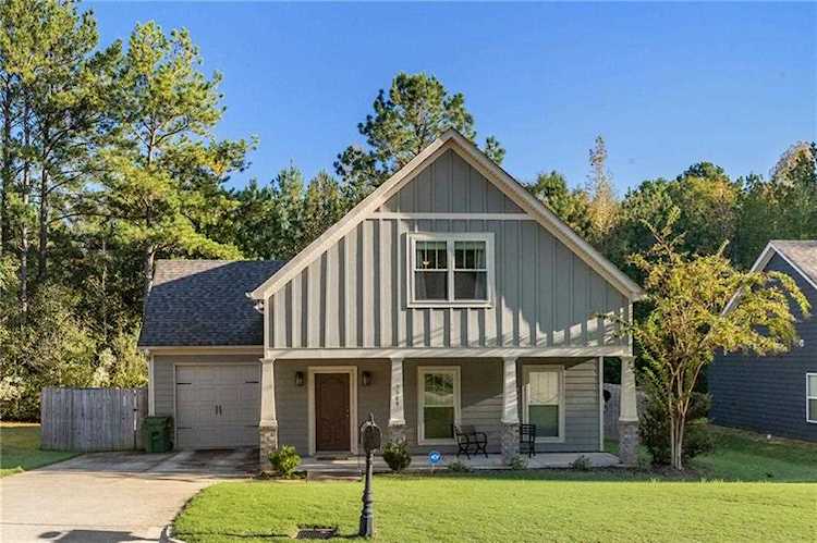 3309 Gabby Dr Opelika, AL 36801