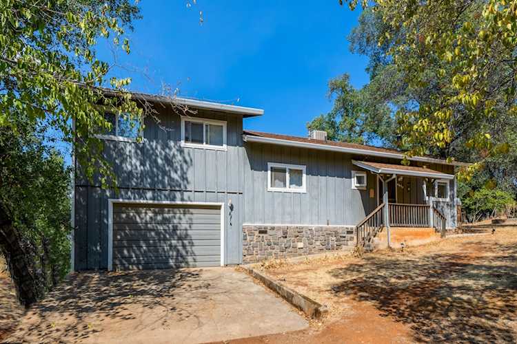 4875 Williamette St Shasta Lake, CA 96019