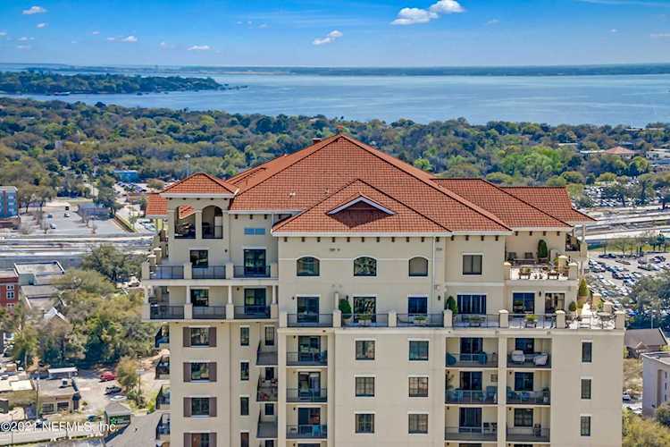1478 Riverplace Blvd Jacksonville, FL 32207