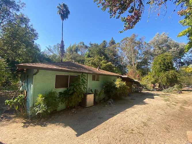 1610 Laguna Road Santa Rosa, CA 95401