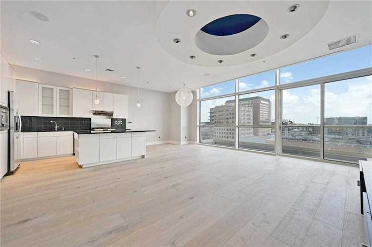 555 E 5th ST #723 Austin, TX 78701
