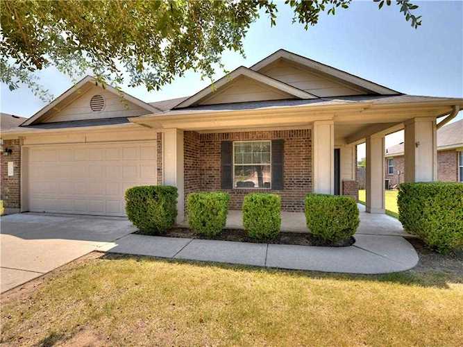 316 Floating Leaf DR Hutto, TX 78634