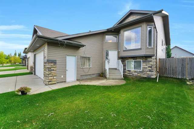 123 Webster Dr Red Deer, AB T4N 7G6