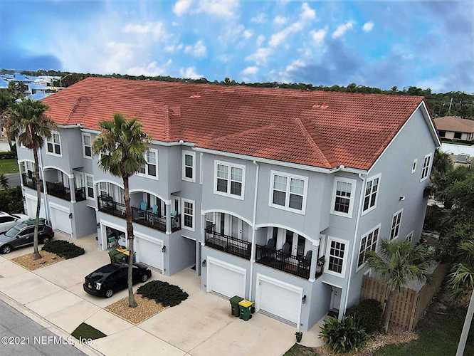 1330 2nd St Jacksonville Beach, FL 32250