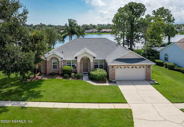 349 Crossroad Lakes Dr Ponte Vedra Beach, FL 32082