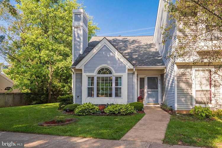 6217 Stonepath Circle Centreville, VA 20120 | MLS® VAFX2021262 Photo 1