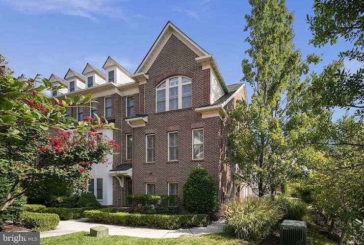 2615 Kenmore Ct S Arlington, VA 22206