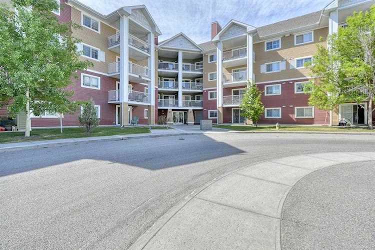 10 Prestwick Bay SE #1104 Calgary, AB T2Z 0E6