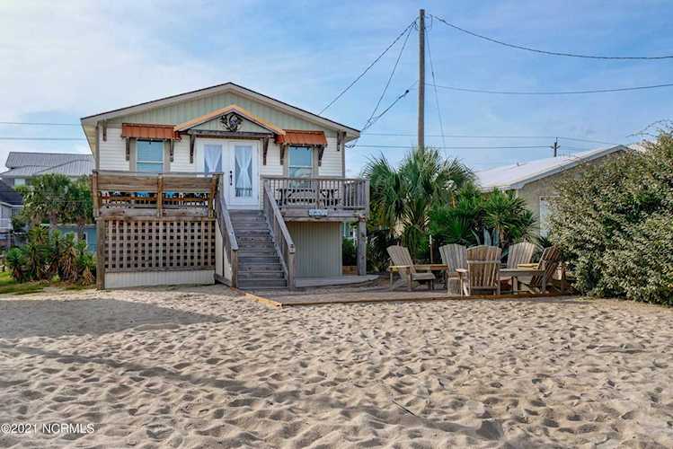 1133 S Lake Park Boulevard Carolina Beach, NC 28428
