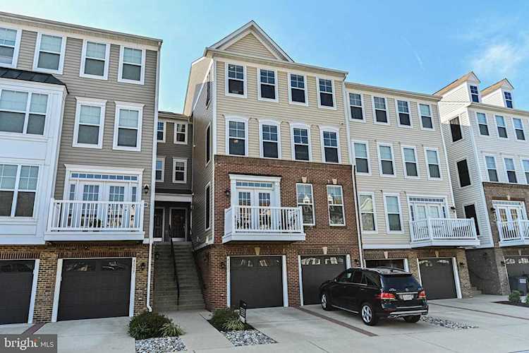 42221 Canary Grass Sq #3B4 Aldie, VA 20105