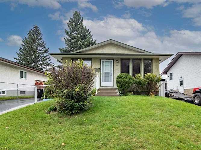 547 Sabrina Rd SW Calgary, AB T2W 1Y7
