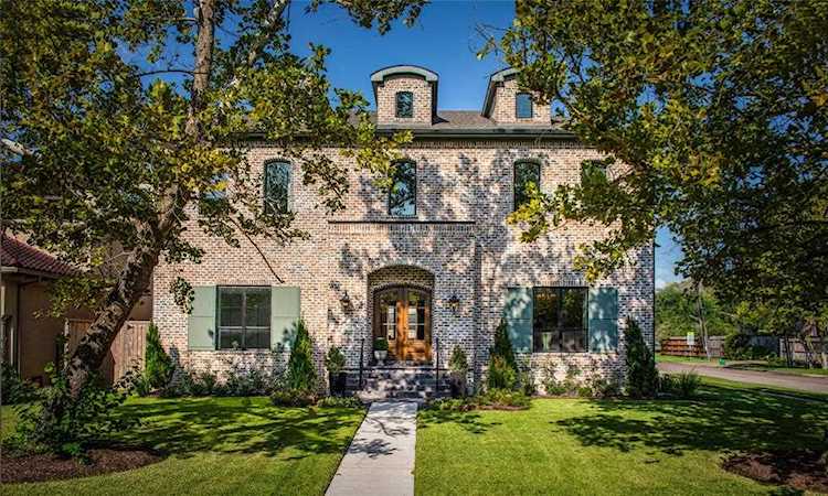 502 Chelsea St Bellaire, TX 77401