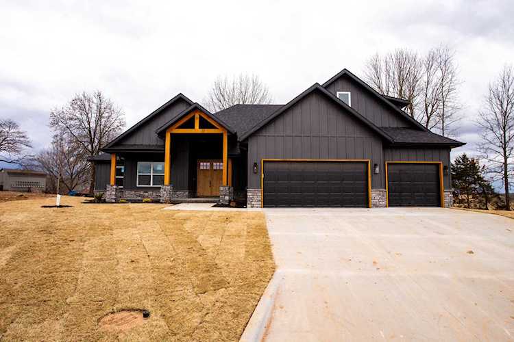 824 E Sugar Mill Rd Ozark, MO 65721